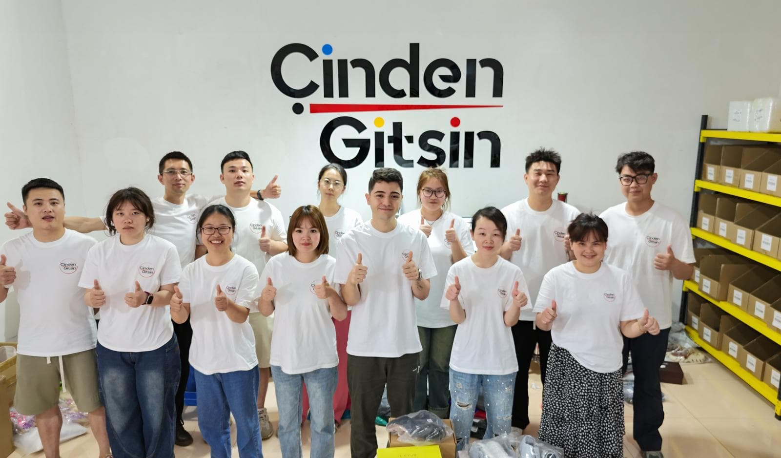 ÇindenGitsin Çin Ekibi - Guangzhou ofis